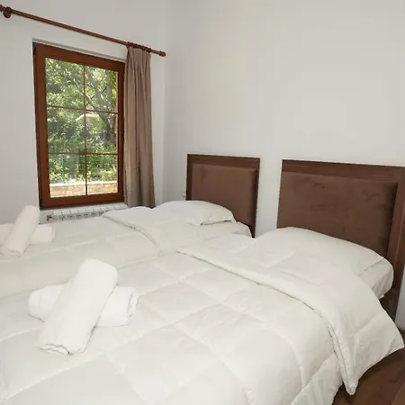 招待所 Dr Bizhga Agroturizem *