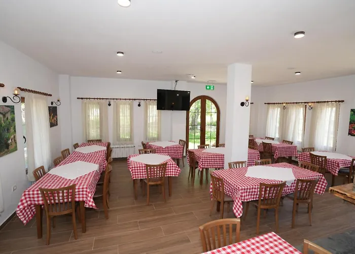 Affittacamere Dr Bizhga Agroturizem *