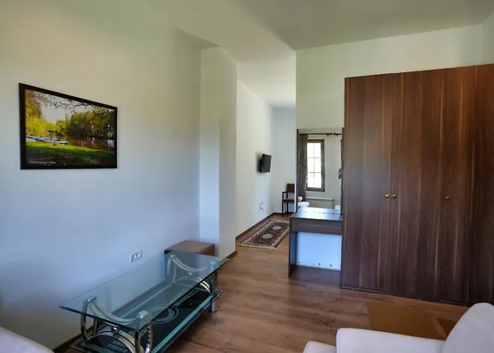 Affittacamere Dr Bizhga Agroturizem