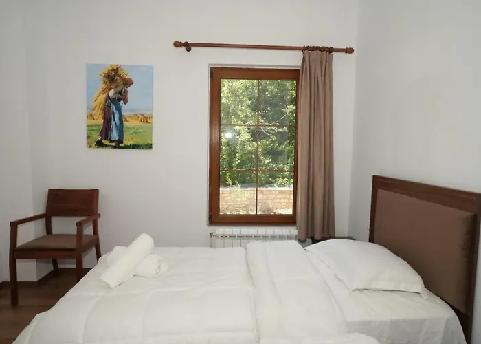 Dr Bizhga Agroturizem *