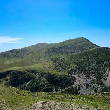 Dr Bizhga Agroturizem Golem (Gjirokaster)