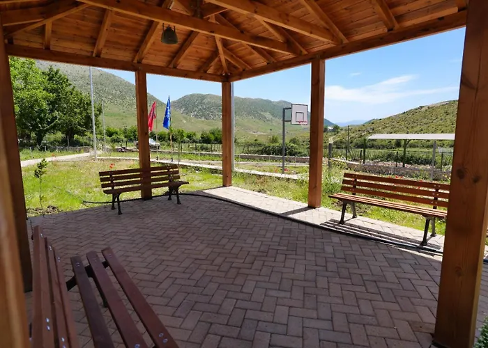 Dr Bizhga Agroturizem Pensjonat