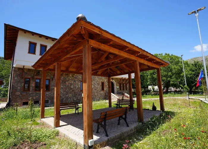 Dr Bizhga Agroturizem Pensjonat