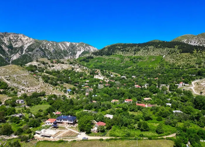 Dr Bizhga Agroturizem Pensjonat *