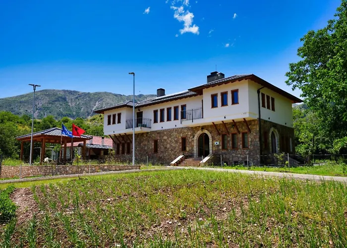 Pensjonat Dr Bizhga Agroturizem *